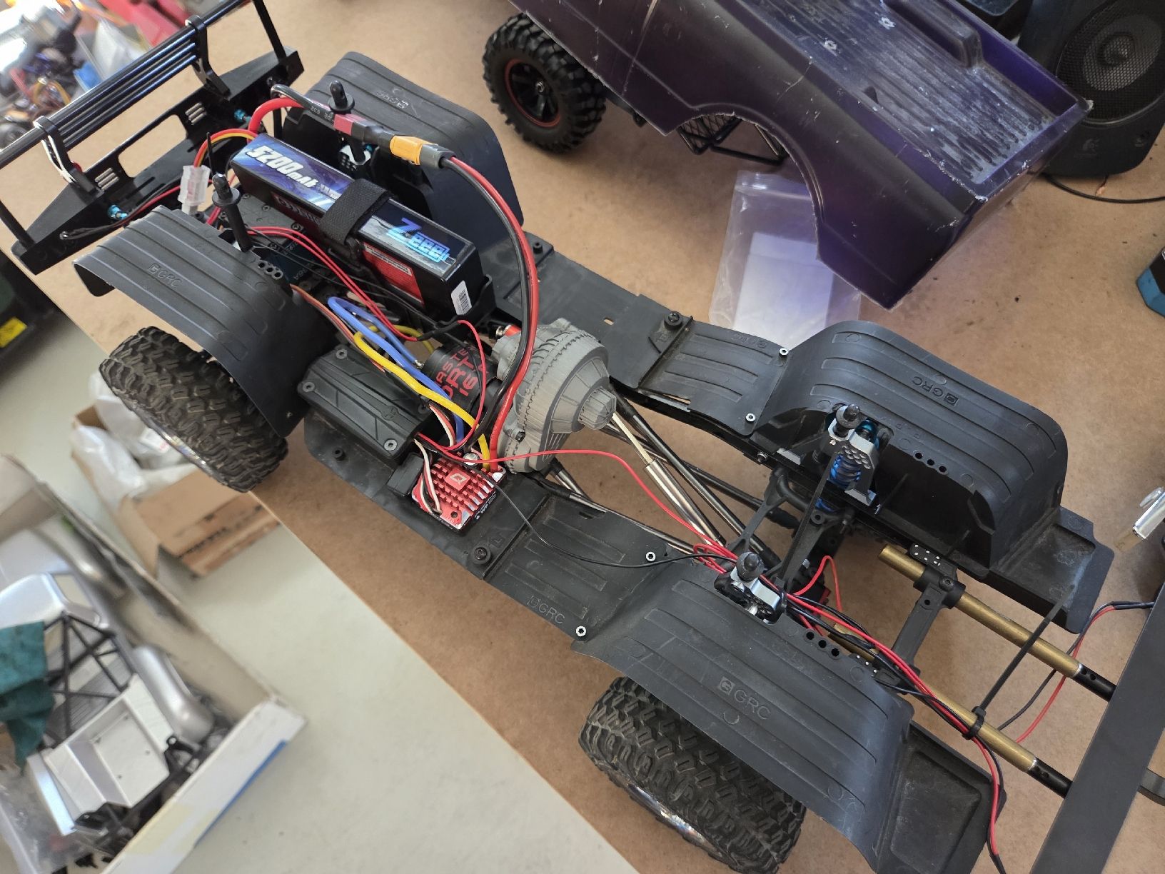 Axial Modellismo RC: Axial SCX II mit goodies – Difettoso da Böbikon venduto da Domplex 2