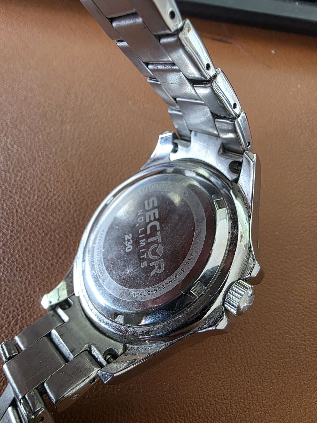 Sector Orologi: Herrenuhr SECTOR No Limits 230 Stahl – Usato da Wettingen venduto da Lg_zt2d 3