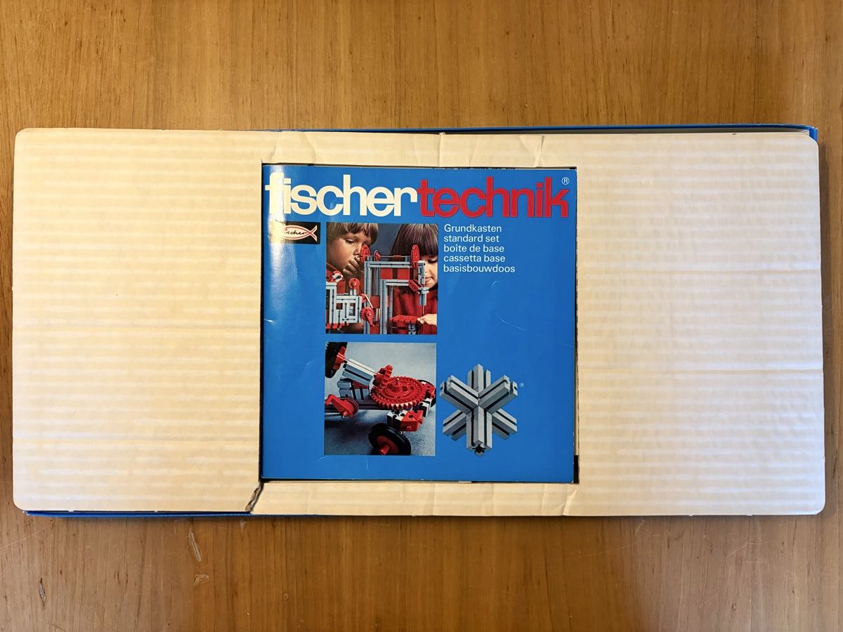 Fischer Kit di costruzioni: Fischertechnik Grundkasten 200 – Usato da Basel venduto da Konix 6
