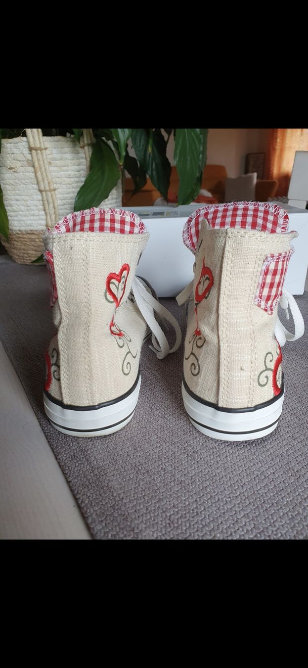 Converse Damenschuhe: Trachtenschuh – Neu (gemäss Beschreibung) aus Bad Zurzach von bin-da 6