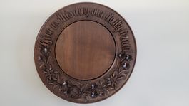 Teller, Brienzer Schnitzerei
