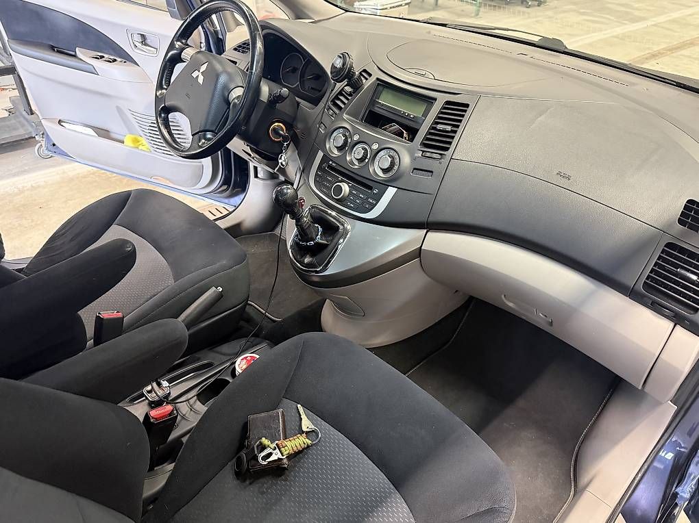 Automobili: Mitsubishi grandis  – Usato da bernex venduto da Duarte99 4