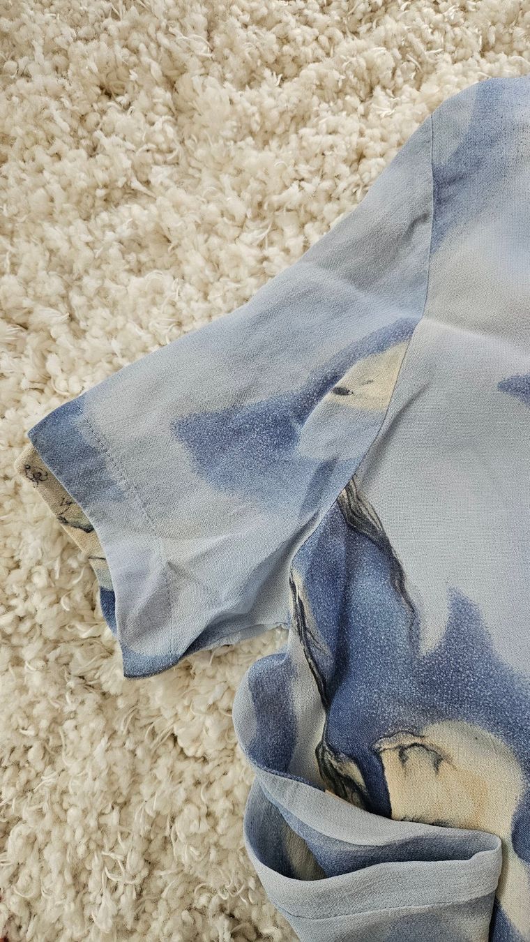 Camicette: Hellblaue Vintage Bluse mit floralem Muster – Usato da Hettlingen venduto da Leaena279 1