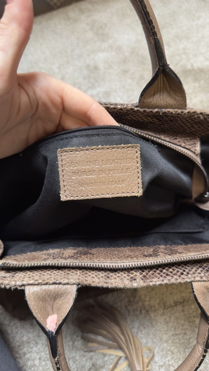 Taschen für Damen: Sac à main cuir véritable – Ledertasche effet python – Gebraucht aus Vuippens von Anna_as 7