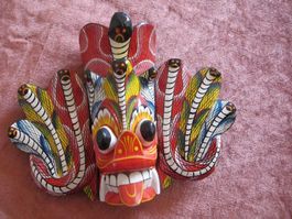 Alte schöne Maske aus Sri Lanka