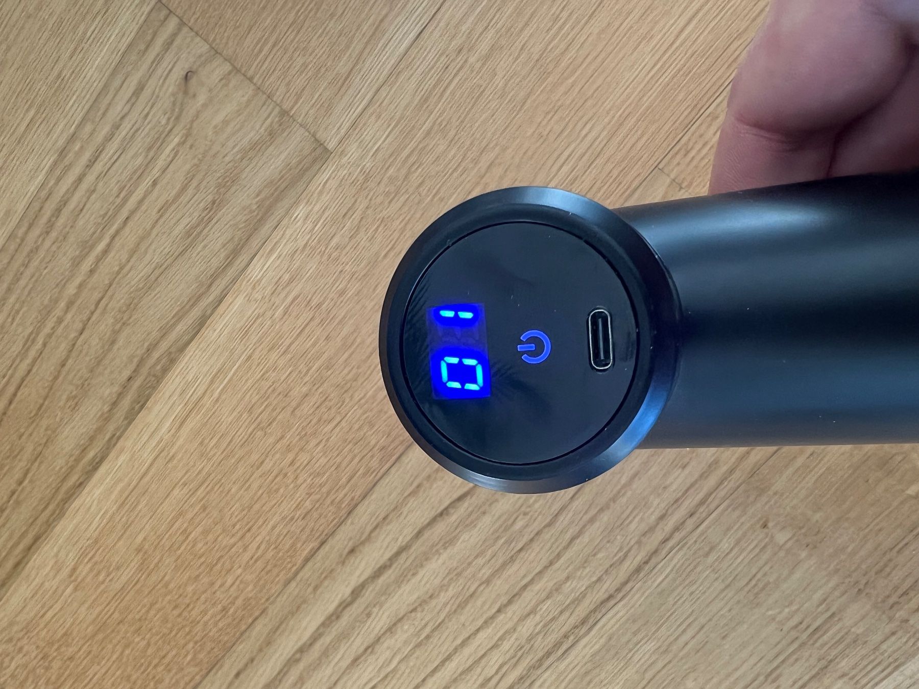 Massagegeräte: Massagepistole – Gebraucht aus Locarno von Danisol 3