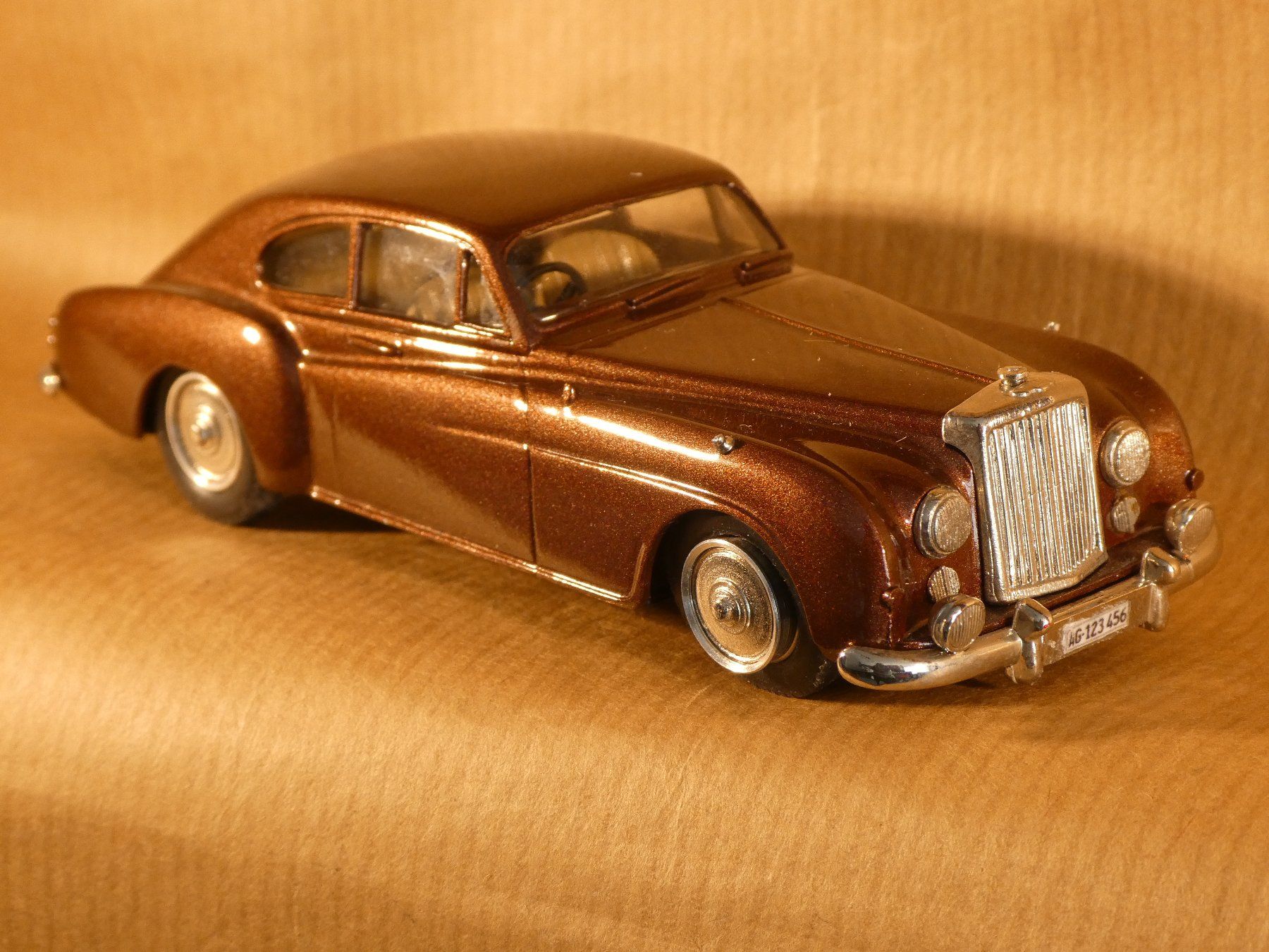 Bentley Modellautos: Automodell 1952 Bentley Continental 1:43 – Gebraucht aus Muri b. Bern von Malagueno 1