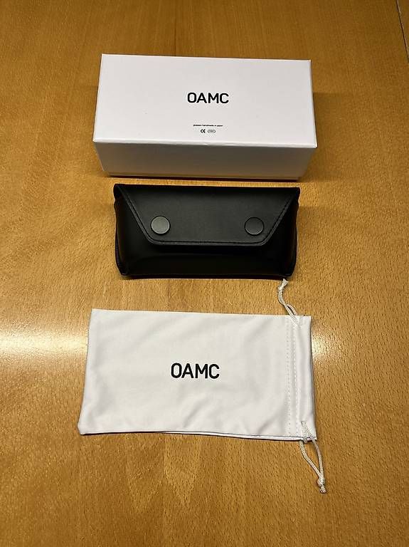 Altro in  Abbigliamento & Accessori: OAMC Brillenetui – Nuovo (secondo la descrizione) da Beckenried venduto da Chris_Miguel