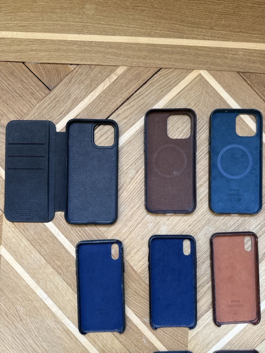 Apple Cover & Protezioni schermo: Diverse iPhone Hüllen – Usato da Basel venduto da Portfolio7 2