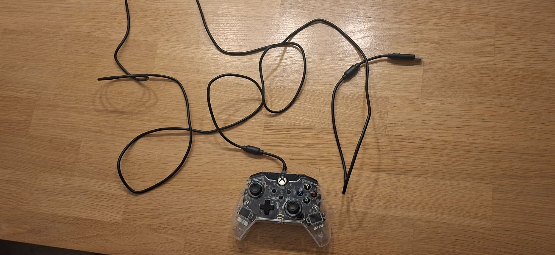 Manettes: Xbox Controller kabelgebunden transparent gebraucht – D'occasion à Wettingen par A.B-Shop 1
