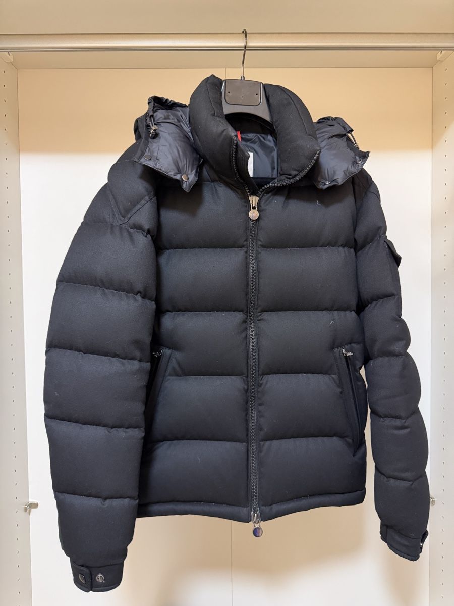 Moncler Giacche: Moncler Montgenevre schwarz Grösse 3 – Usato da Inwil venduto da rogerbrown