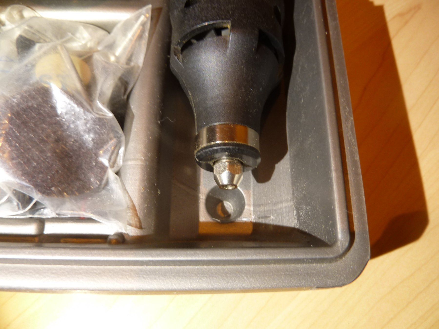 Dremel Alle Werkzeuge: Dremel MULTI Multifunktionswerkzeug Set Funktioniert – Gebraucht aus Hochfelden von swissice 4