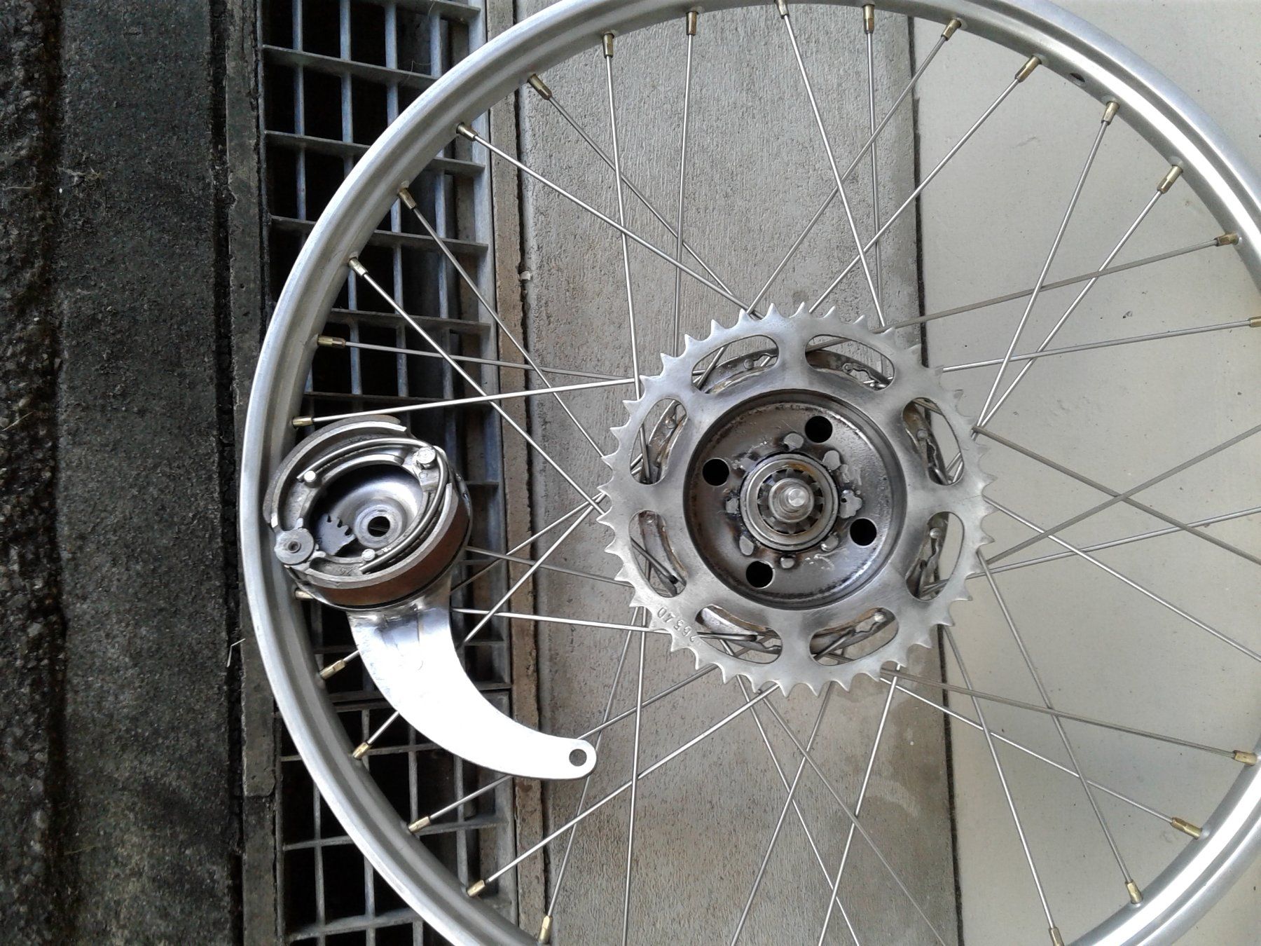 Pneumatici & Ruote complete: Sachs 19 Zoll Rad – Usato da Lachen SZ venduto da lachen49 3
