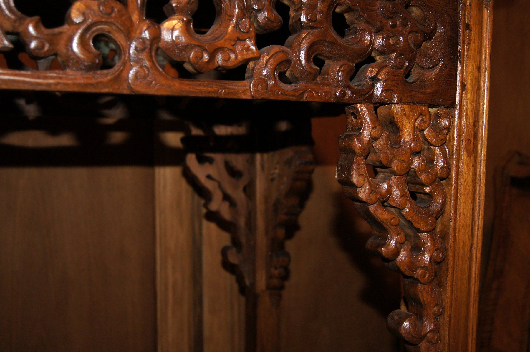 Tavoli: Hoher Asiatischer Beistelltisch/Sideboard – Usato da Geroldswil venduto da ARTEFACTO 6