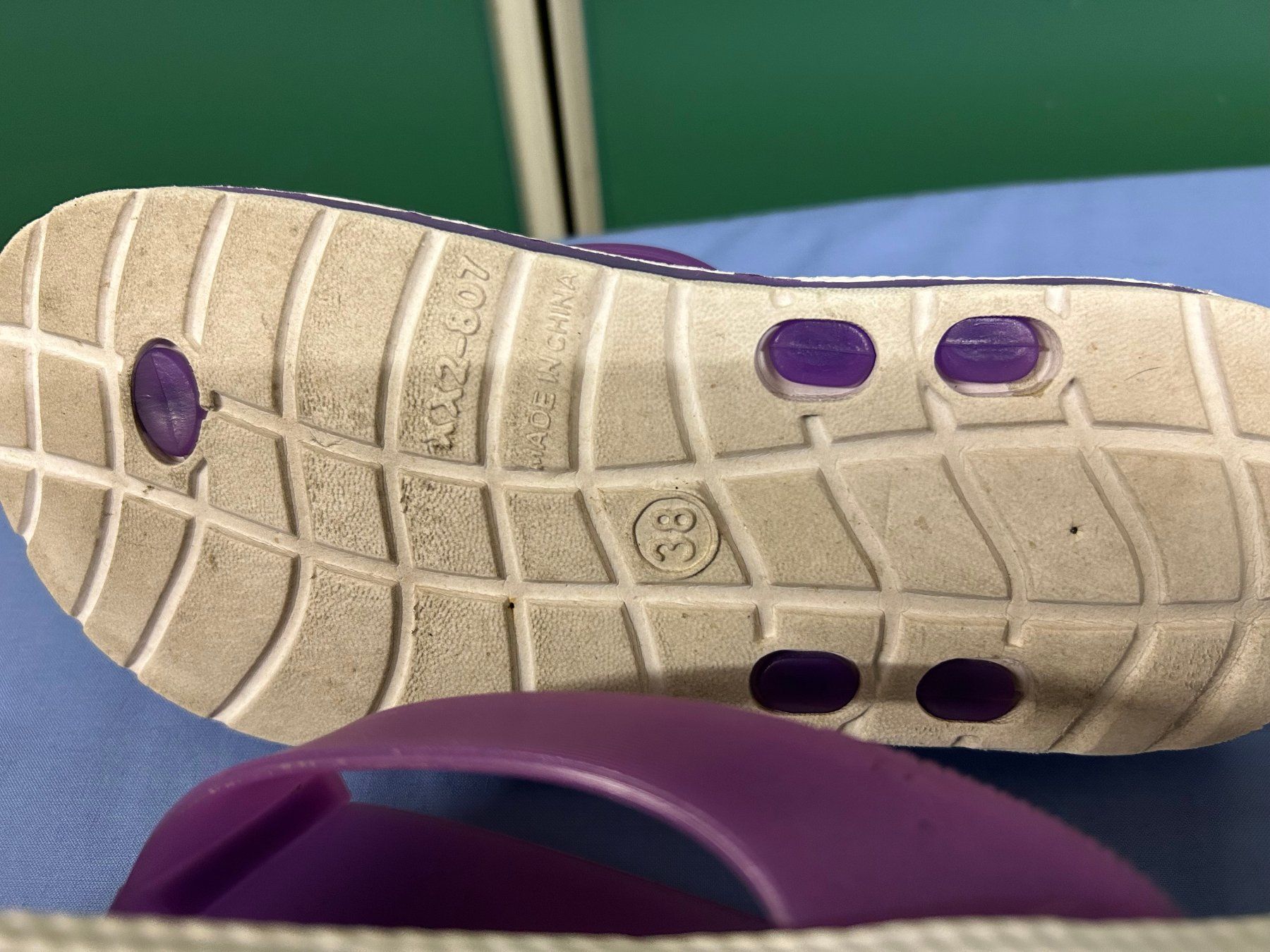 Damenschuhe: Badeschuhe – Gebraucht aus Zumikon von Uranus88 2