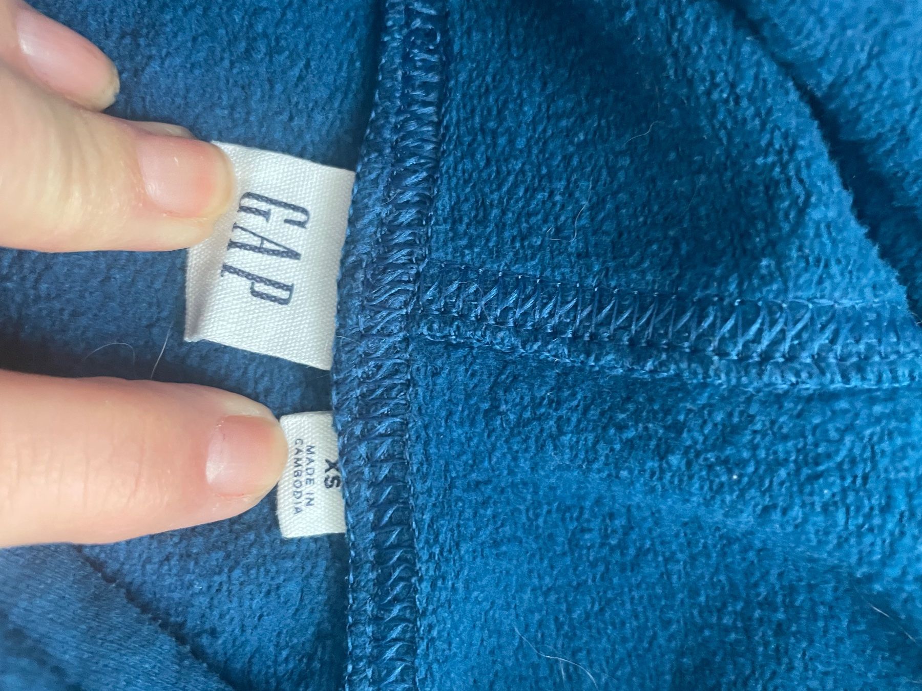 Maglioni & Felpe: Kapuzenpulli von GAP – Usato da Allschwil venduto da Naike06 2