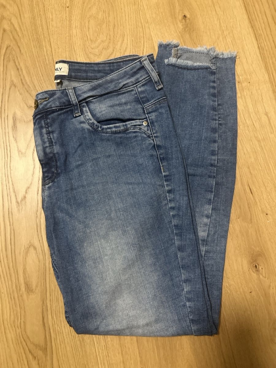 Only Jeans: Only Jeans Packet Gr.L – Usato da Gossau SG venduto da Nisu98 2