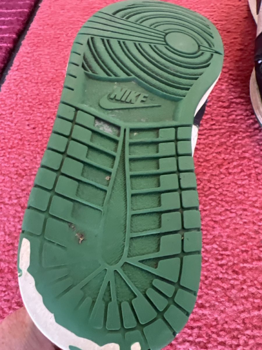 Jordan Herrenschuhe: Air Jordan 1 High Grösse 43 gebraucht – Gebraucht aus Wollerau von Plakatfreund 3