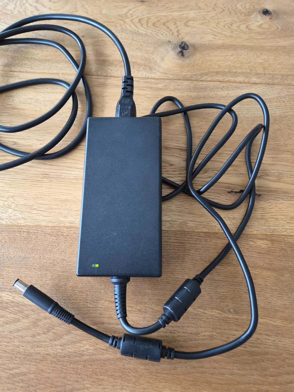 Dell Caricabatterie: DELL Laptop Ladegerät 180W AC-Netzteil – Usato da Wädenswil venduto da ky_109 2