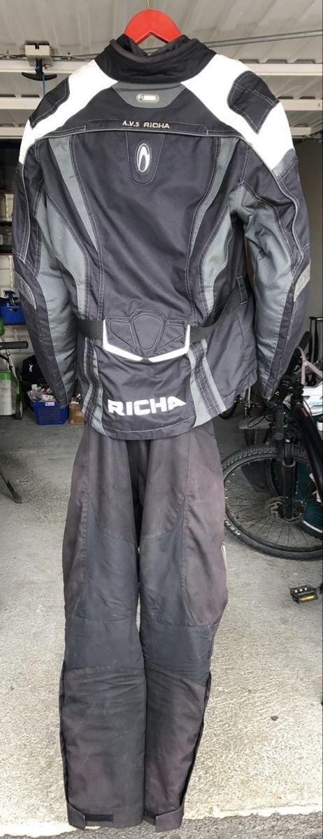 Lotti di vestiti: Motorradkombi Gore - Tex Richa – Usato da Belp venduto da _b9mc