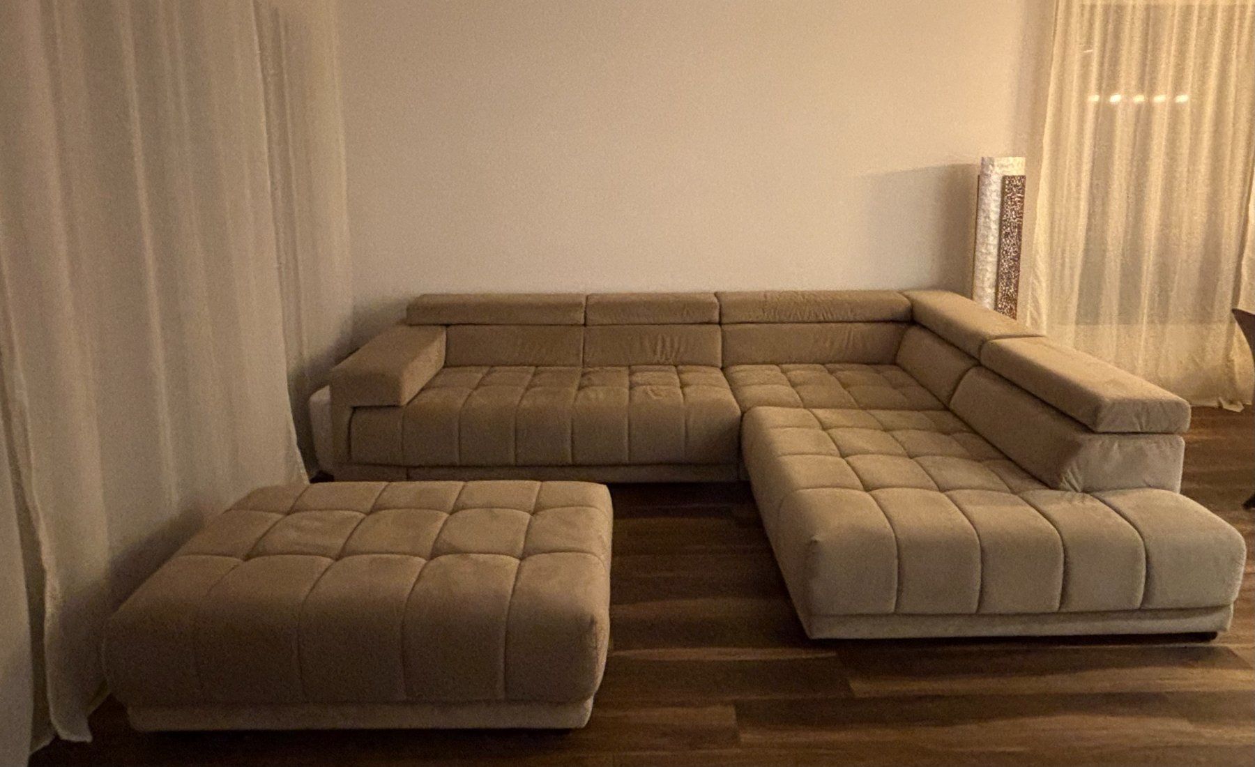 Sofas: Ecksofa neuwertig – D'occasion à Lachen SZ par sandraspa22