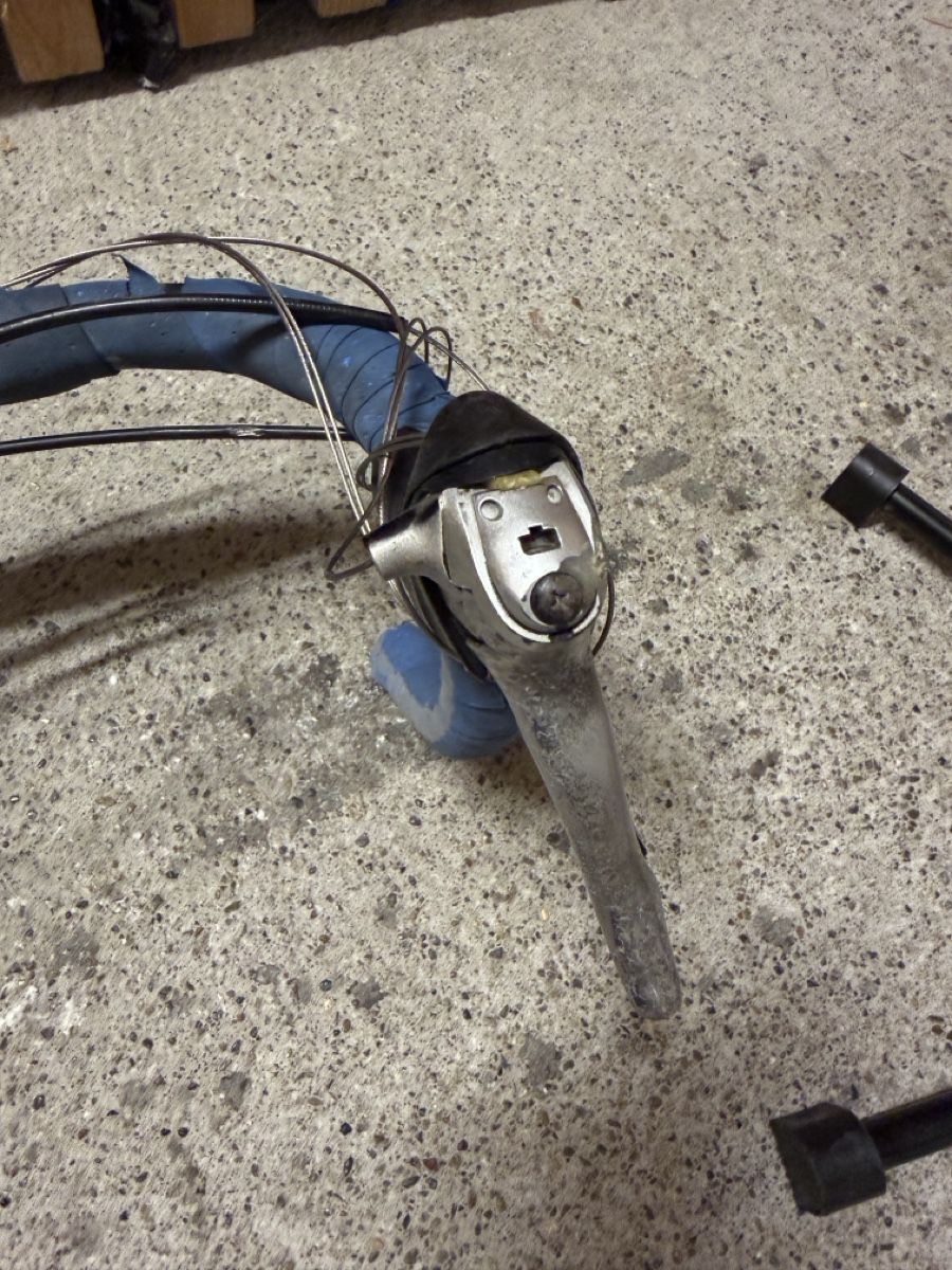 Ultegra Pezzi di ricambio: Shimano Ultrega + Lenker – Usato da Zürich venduto da Rocola26 2