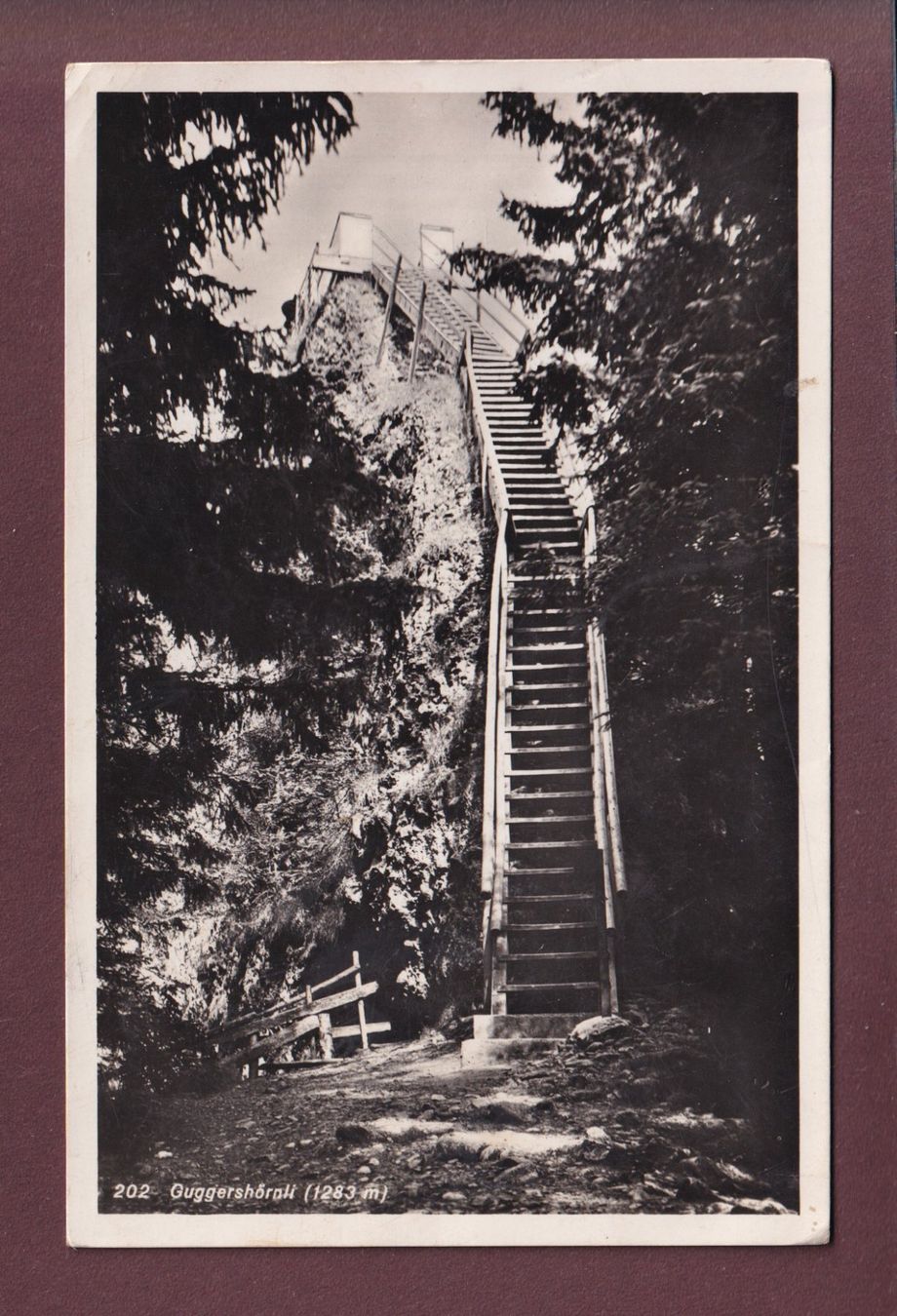 Cartoline postali: GUGGERSHÖRNLI - 1944 – Usato da Pully venduto da nicecards