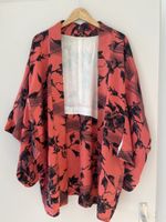 Beautiful Vintage Pink & Black Floral Kimono - Like New!
