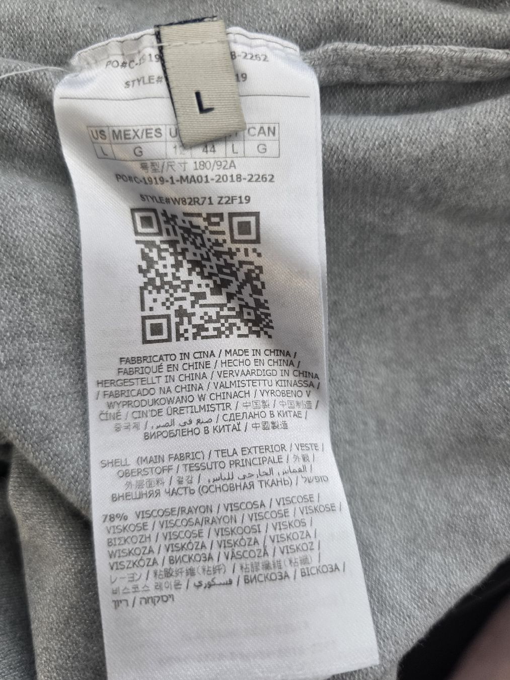 Guess Pullover & Sweatshirts: Pullover Guess grau Grösse L mit Steinen – Gebraucht aus Eggenwil von Schramy 3