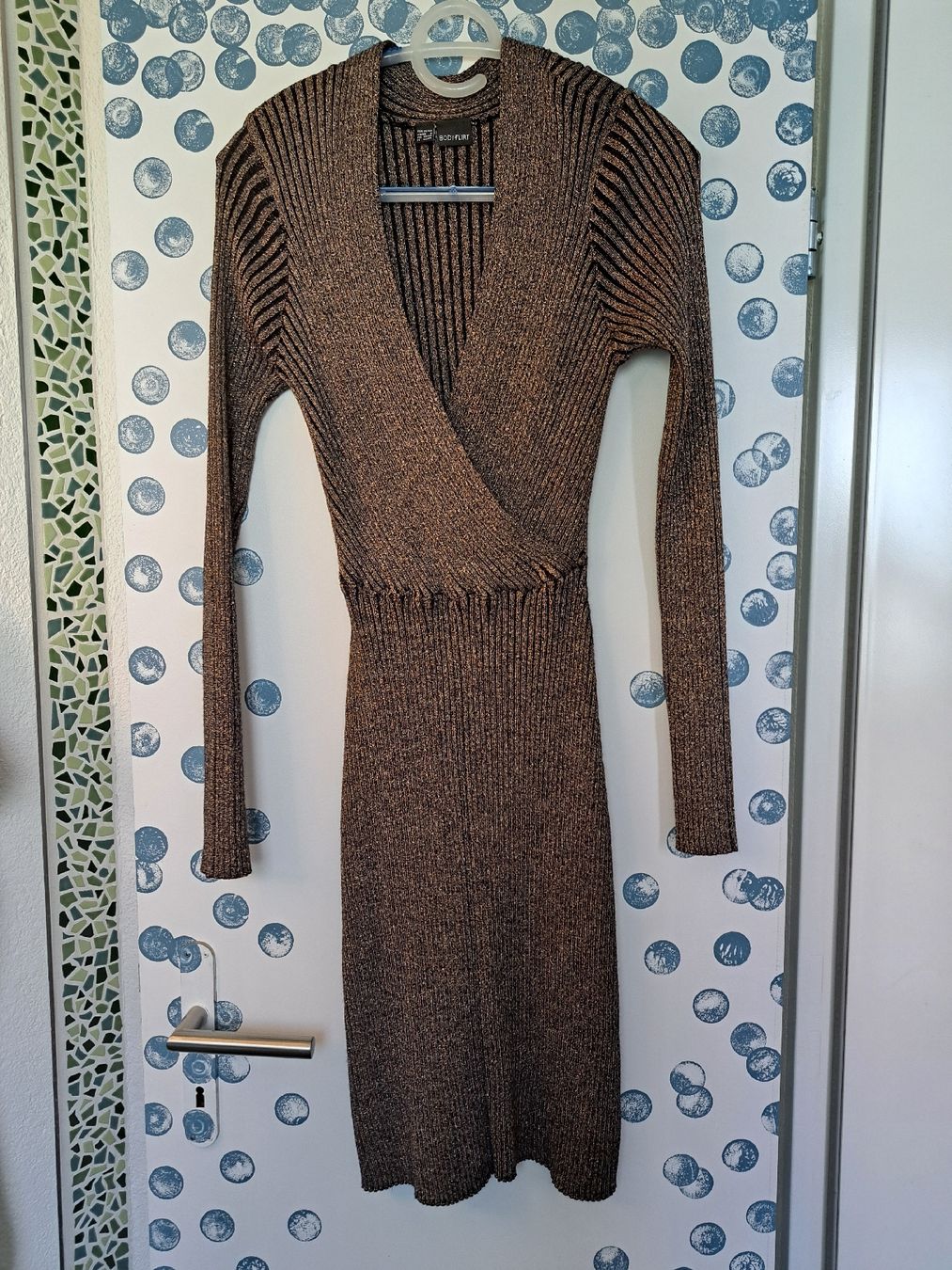 Kleider: Kleid – Gebraucht aus magden von cam_w2ff