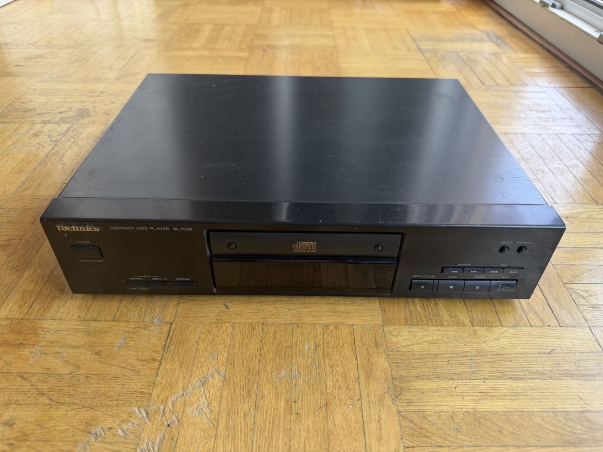 Technics Audio- & Mediensysteme: Lettore CD Technics SL-P202 nero usato – Gebraucht aus S. Pietro von pap_nd2w