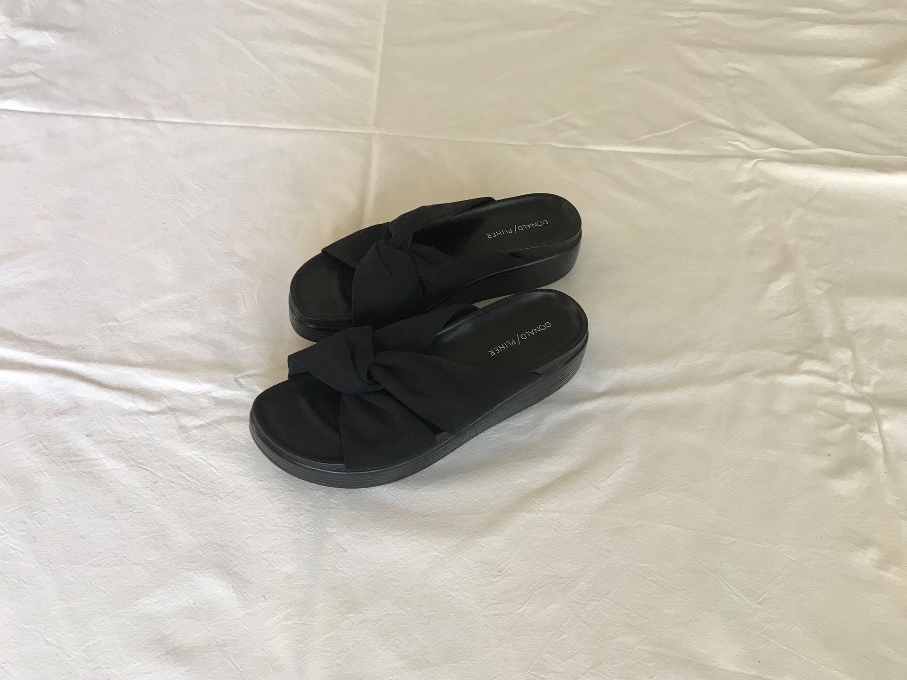 Scarpe da donna: Sandalen Donald Pliner – Usato da Marthalen venduto da Chuegi1