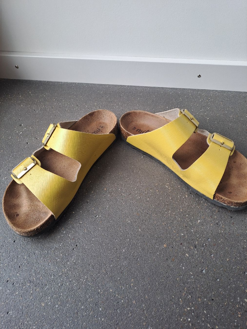 Scarpe da donna: Slippers leather, leder sliders hausschuhe, flip flops – Usato da Zürich venduto da ann_7xvv 2