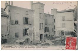 L'Arbresle - Maison seigneuriale des de Valois et la Cour...
