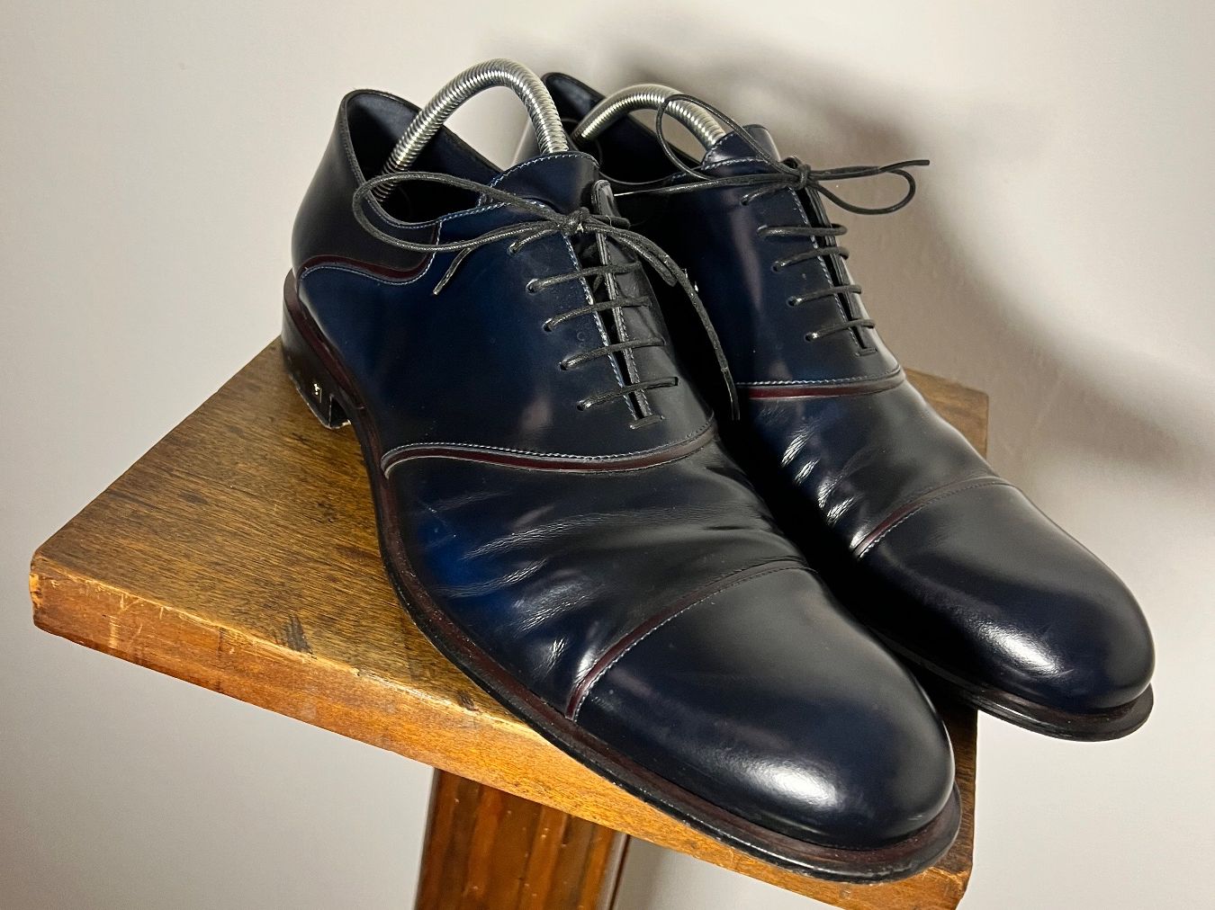 Louis Vuitton Scarpe da uomo: Chaussures Louis Vuitton taille 44 – Usato da Mettau venduto da Tanjasboudoir