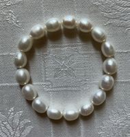Armband aus Süsswasserperlen