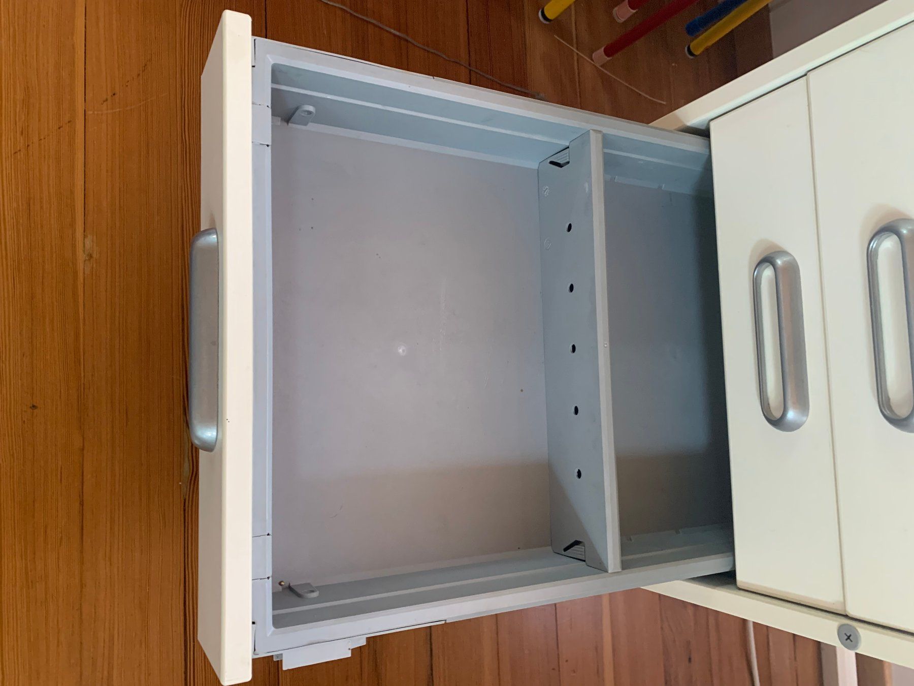 Ikea Bureaux: Eckpult – D'occasion à Waltenschwil par Tschakote 5