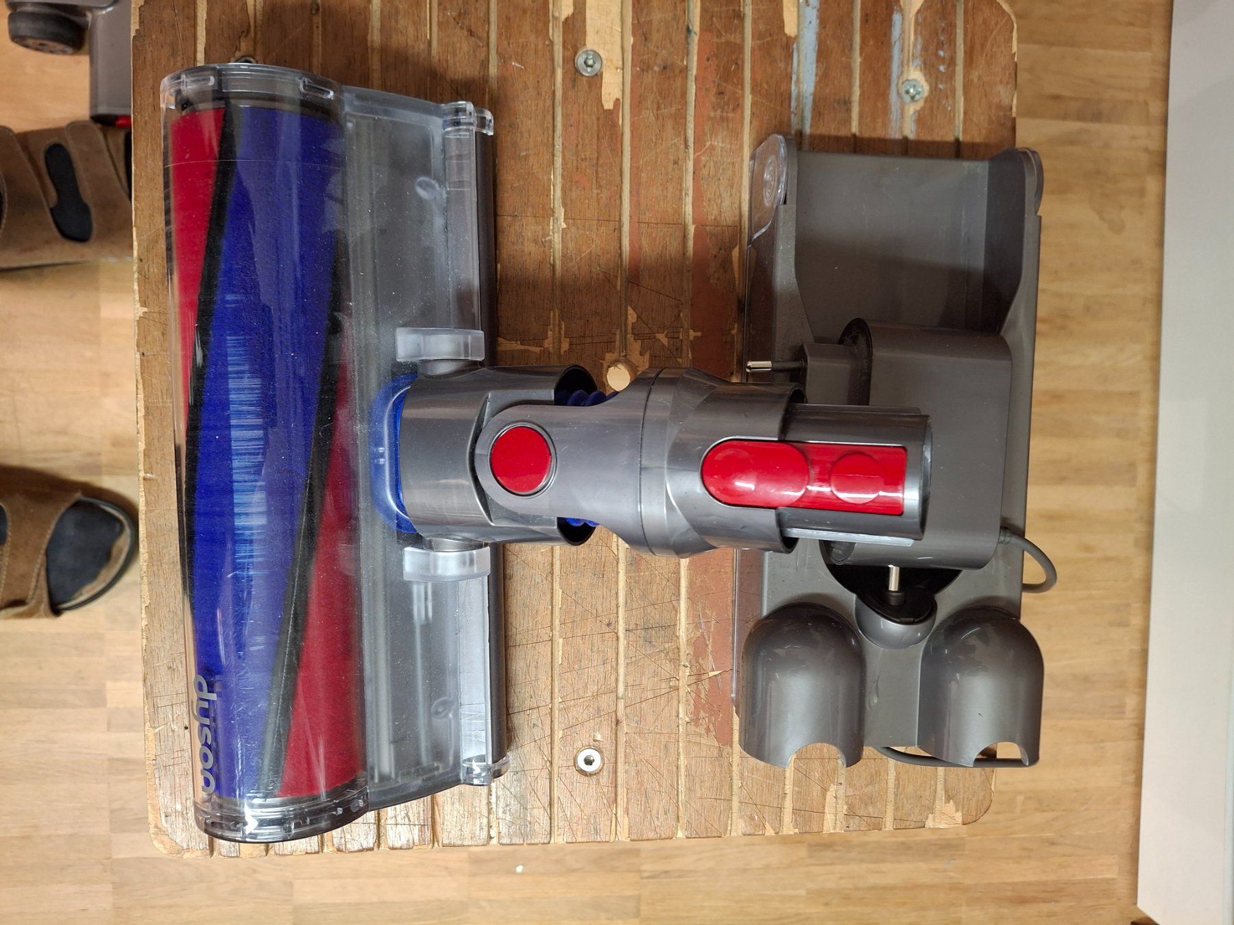 Dyson Aspirapolveri & Accessori: Dyson Staubsauger – Usato da Rebstein venduto da gra_y796 4