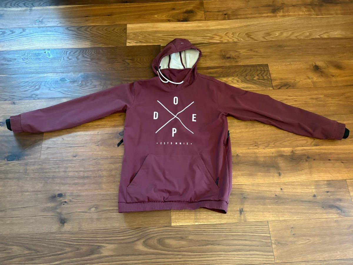 Dope Giacche: Dope Snow Kapuzenpullover bordeaux – Usato da Grüningen venduto da ItsYuuNoo