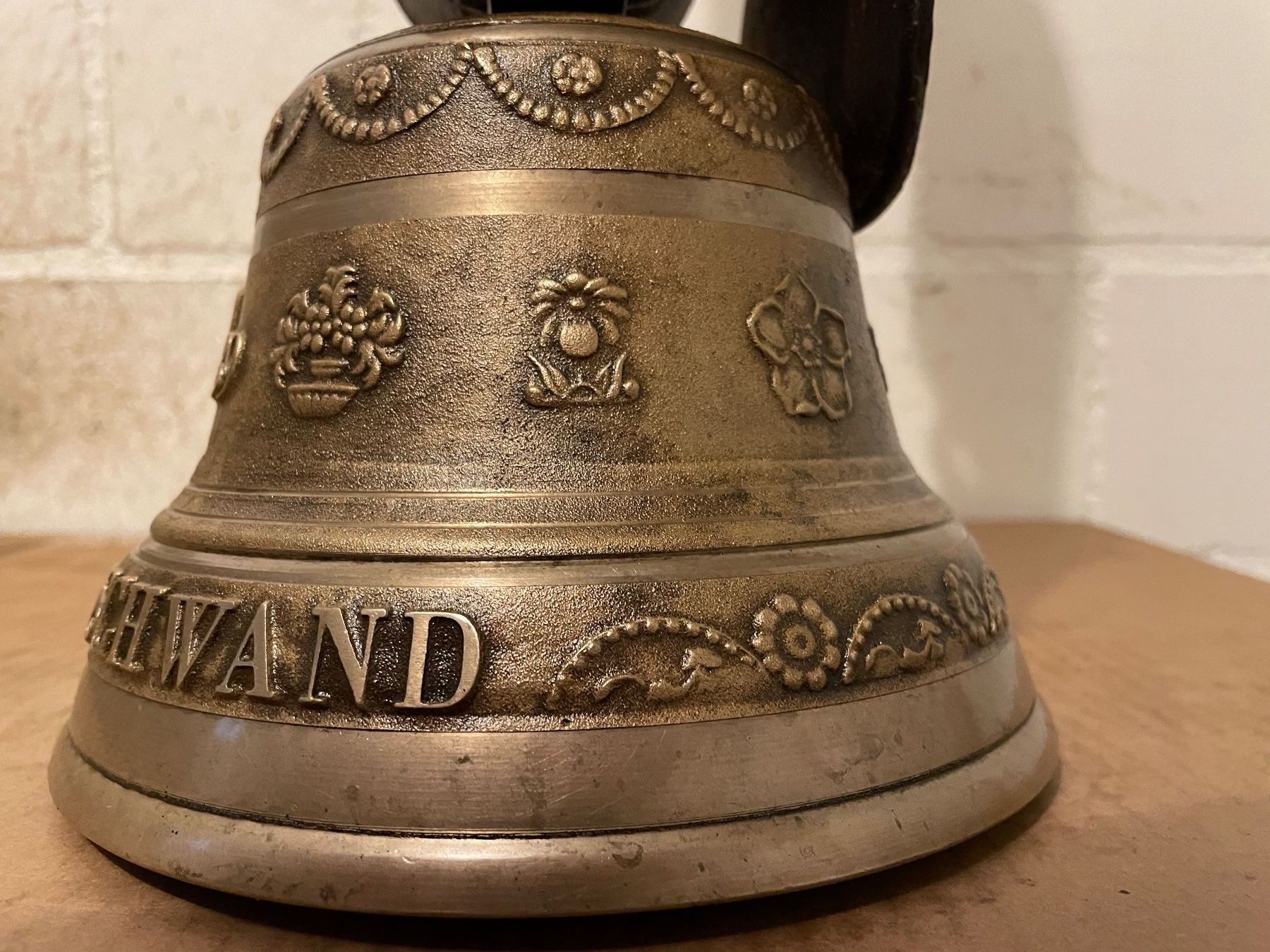 Campanacci mucche: Berger - Glocke 1989 ab 1.00 Fr. – Usato da Birrhard venduto da magisto52 5