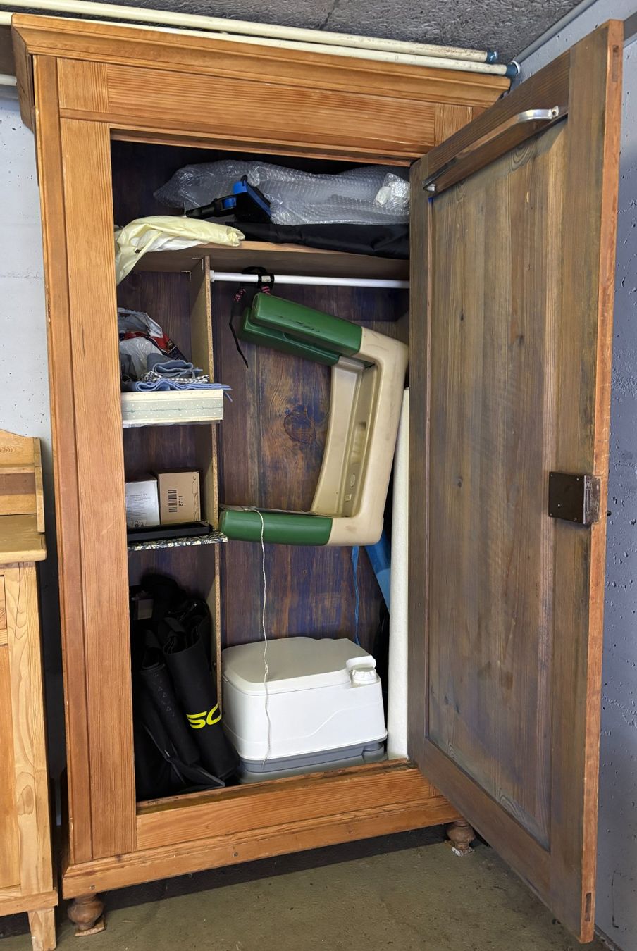 Schränke: Bauernschrank – Gebraucht aus Hünibach von Produktform 1
