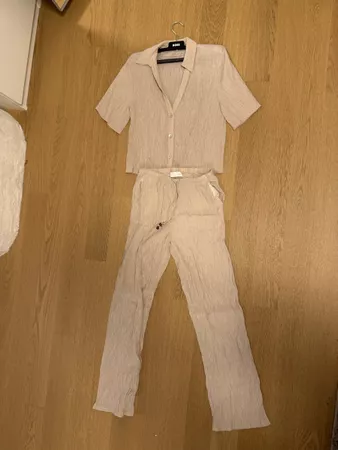 Damen Zweiteiler beige kurzarm Hose gebraucht