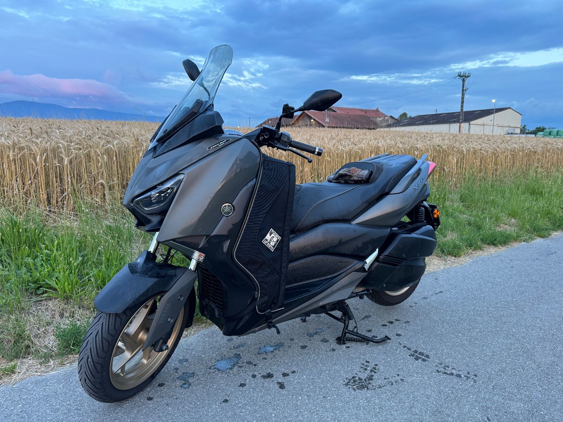 Yamaha Scooter: Yamaha Xmax 300 Tech Max – Usato da Anières venduto da tob_nd9x 2