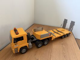 Bruder Tieflader LKW MAN gut erhaltenes Spielzeug
