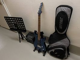 Aria E-Gitarre und Zubehör