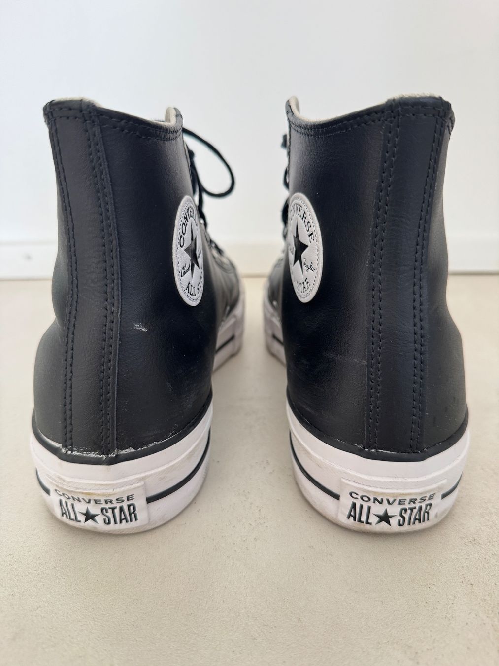 Converse Scarpe da uomo: Converse All Star  noir en cuir – Usato da giffers venduto da sev_c9x9 3