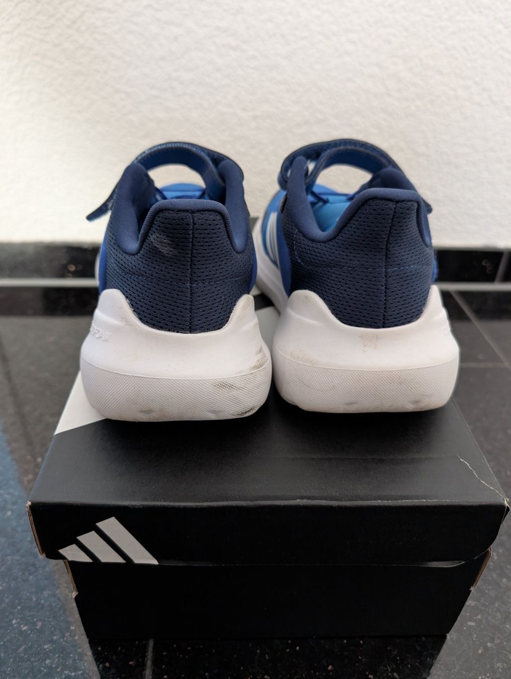 Adidas Schuhe für Jungen: Adidas Schuhe Gr 34 – Gebraucht aus Affoltern am Albis von nyi_ph9f 4