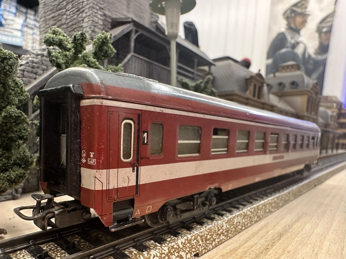 Märklin Modellini di ferrovie: Märklin 4075 SNCF ‚Le Capitole‘ – Usato da Lupsingen venduto da New-Haven