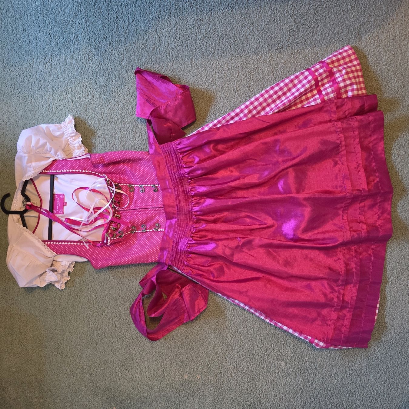 Kleider: Krüger Dirndl – Gebraucht aus Hölstein von sin_hqr9