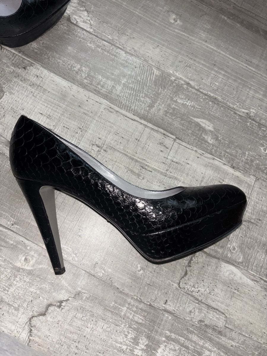Scarpe da donna: Escarpins Sergio Rossi – Usato da Carouge GE venduto da lia_t7zd 7